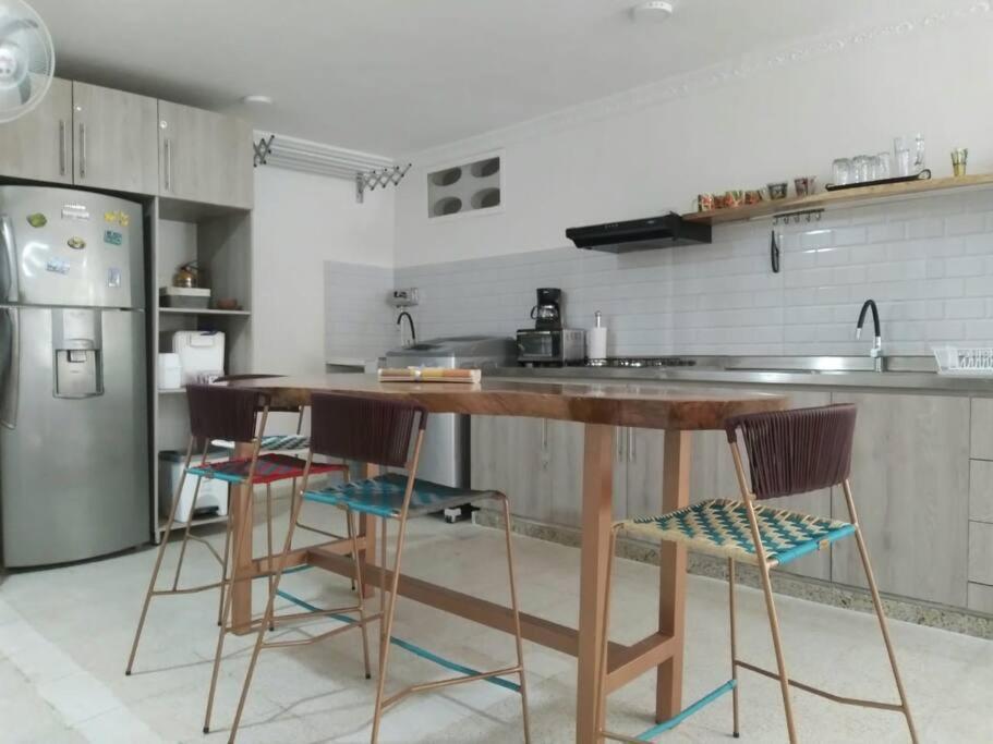 Heliconia Wagneriana Apartment - Flor De La Perla Санта Марта Екстериор снимка